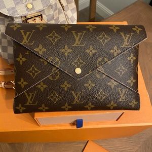 SOLD💖Louis Vuitton Kirigami Large Pochette